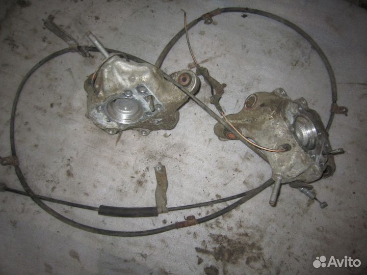 Хонда Аккорд 8 Задний кулак R+L