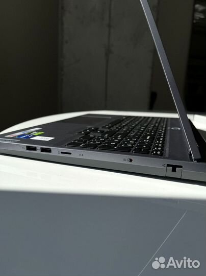 Игровой Ноутбук Lenovo Legion Y7000P art.4082