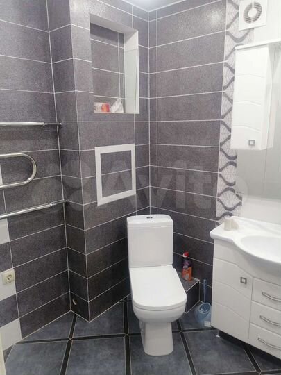 2-к. квартира, 64,8 м², 4/4 эт.