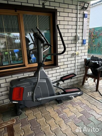 Эллиптический тренажер IPI