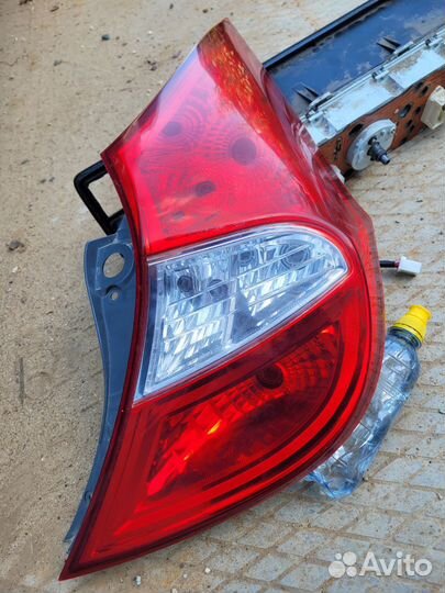 Стопарь hyundai solaris