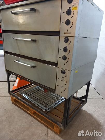 Шкаф жарочно-пекарский эшг-3с