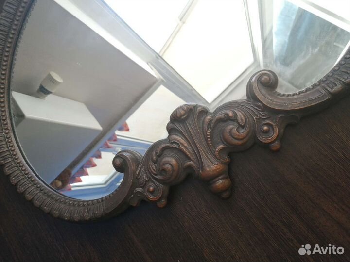 Зеркало настенное литьё винтаж