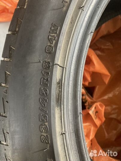 Bridgestone Turanza T005A 235/45 R18 94W