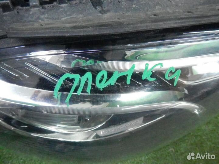 Фара правая Mercedes-Benz E-Class