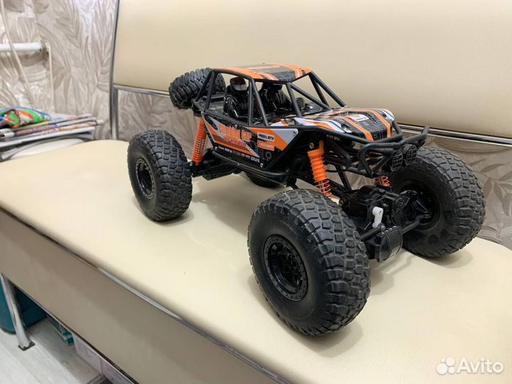 Радиоуправляемый краулер M2 Orange Climbing Car