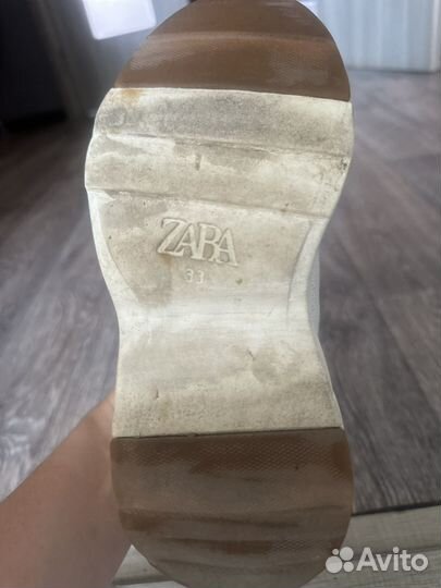 Ботинки на девочку