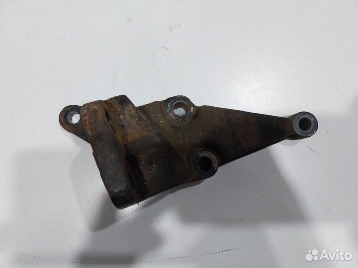 Кронштейн опоры двигателя (Lifan Solano)