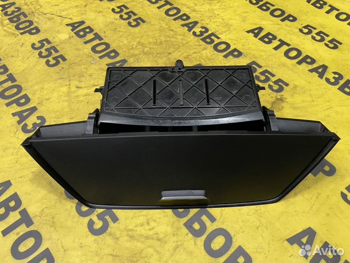 Бардачок BMW X1 E84