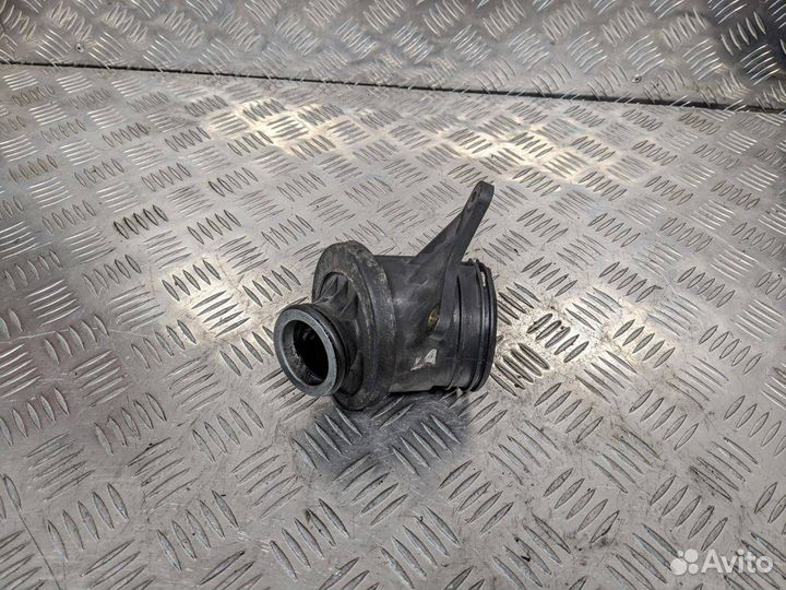 Патрубок турбины Mercedes-Benz C-Класс A6110981807