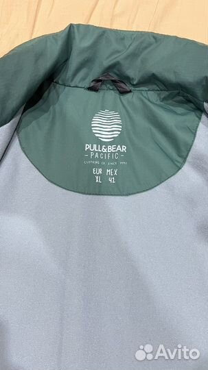 Куртка зеленая pull bear