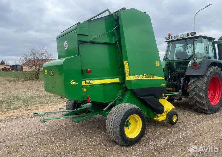 Пресс-подборщик John Deere 592, 2006
