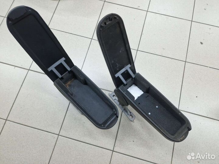 Подлокотник Volkswagen Passat B5 (Оригинал)