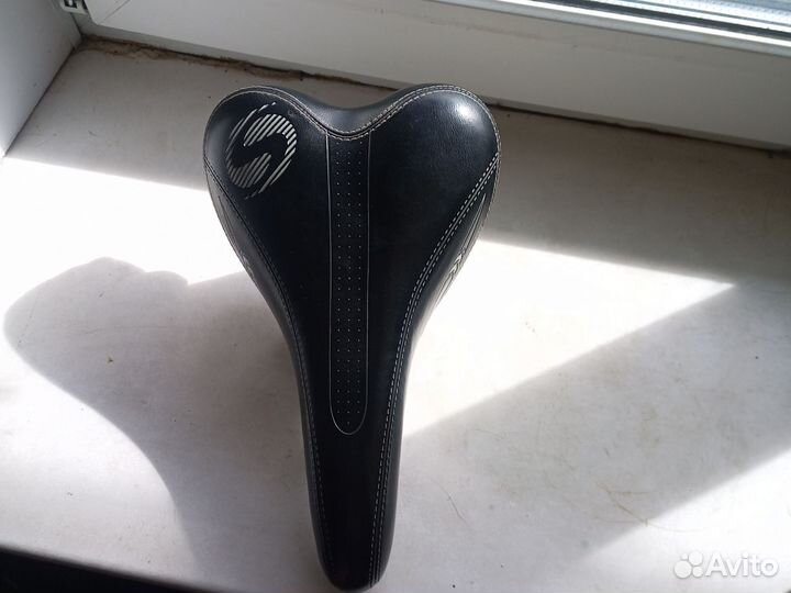 Седло для велосипеда кожаное