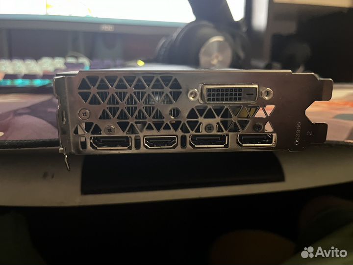 Видеокарта 1080