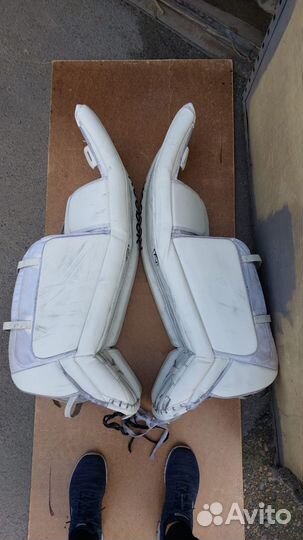 Продам щитки хоккейного вратаря sr 36+2