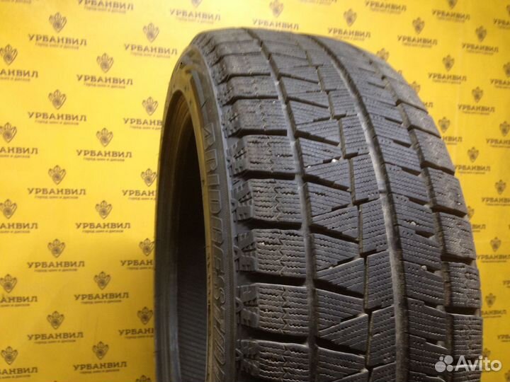 Bridgestone Blizzak Revo GZ 205/50 R17 89S