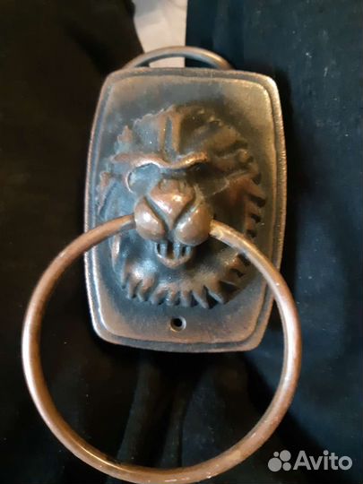 Декоративная дверная ручка