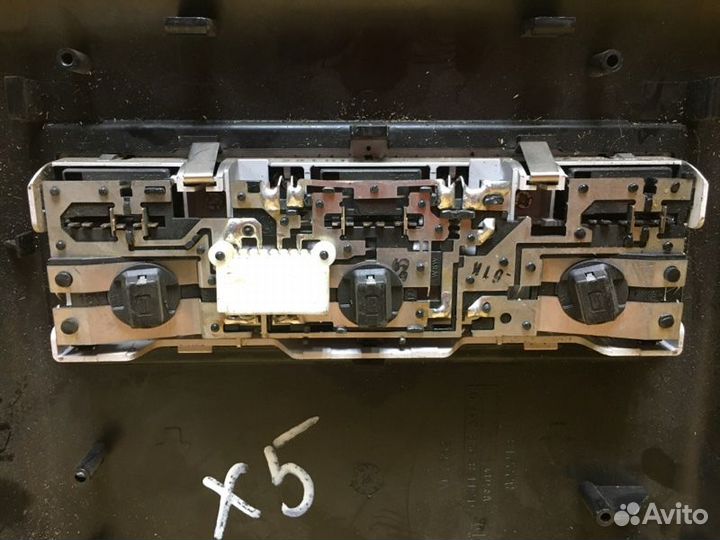 Плафон салона Bmw X5 E53 M54B30 2004