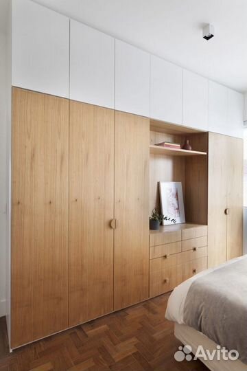 Шкаф из массива дерева на заказ с доставкой