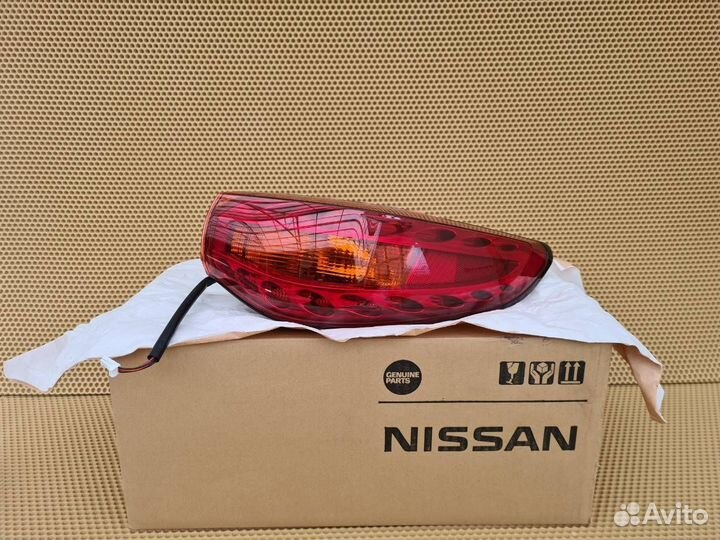 Фонарь в крыло задний правый Infiniti Fx Qx70 S51