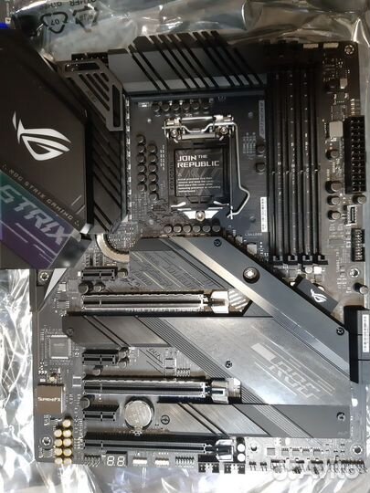 Asus Rog Strix Z490-E Gaming+i5 10600KF