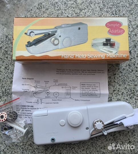 Швейная машинка ручная новая полный комплект