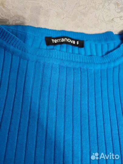 Свитер