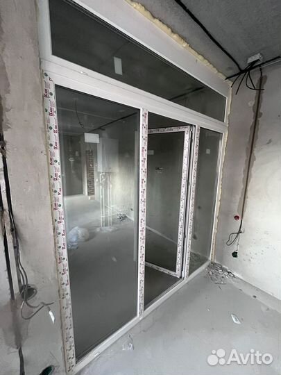 Пластиковый балконный блок с дверью