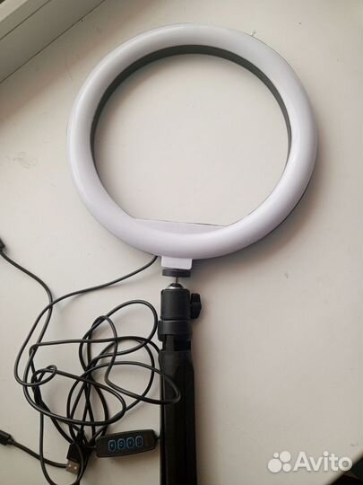 Кольцевая лампа