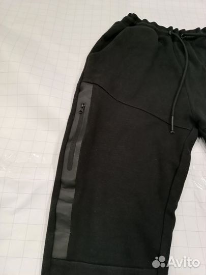 Спортивные штаны colins