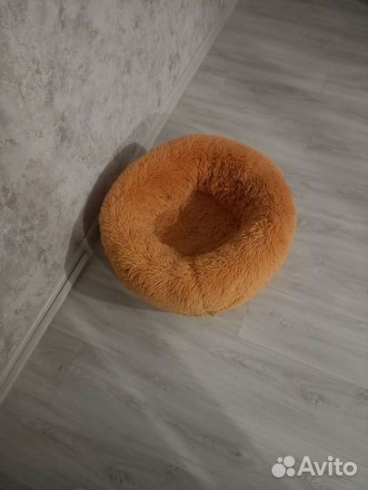 Лежанка для собак и кошек