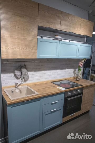 Кухонный гарнитур новый