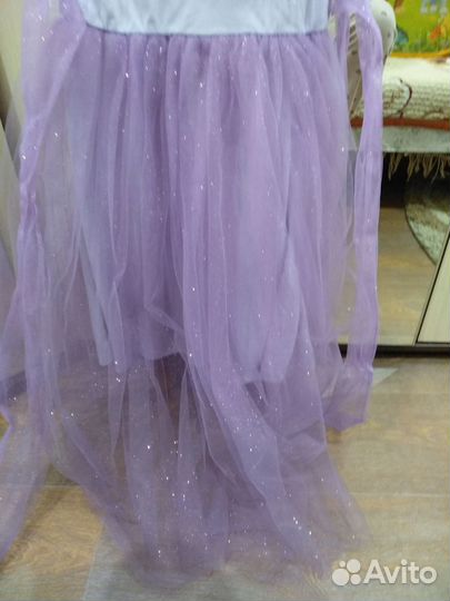 Платье праздничное