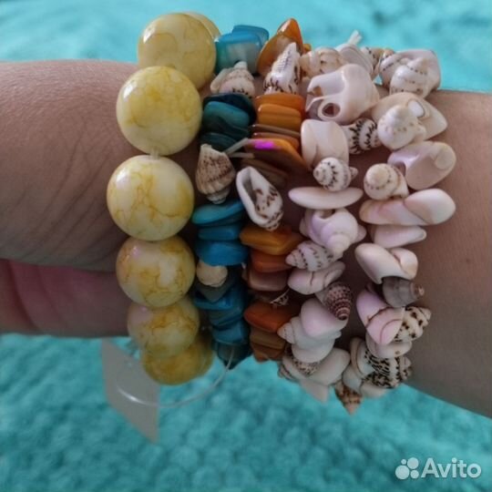 Браслет с ракушками