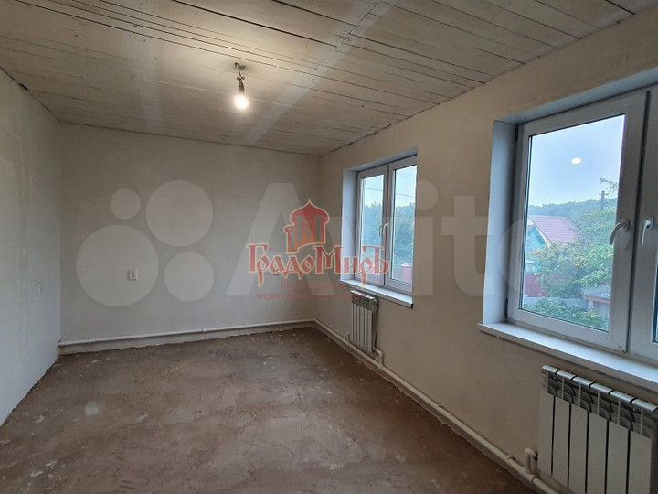 Дом 98,8 м² на участке 6,3 сот.