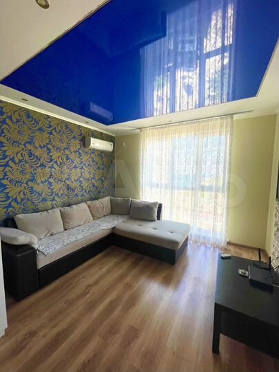 2-к. квартира, 70 м², 6/10 эт.