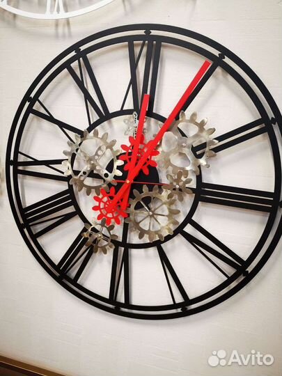 Часы металл в стиле лофт 