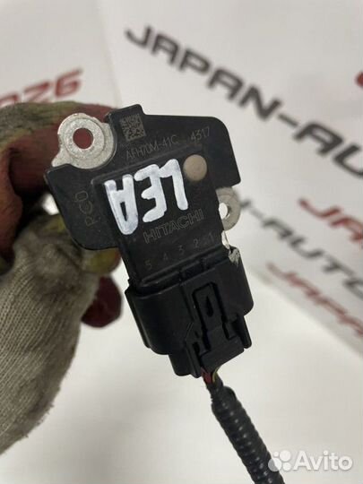 Датчик массового расхода воздуха двс Honda Freed