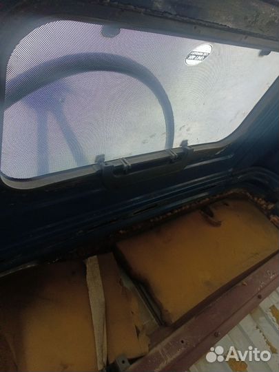 Люк механический газель