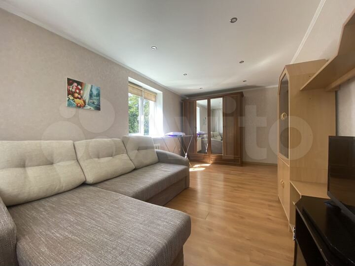 2-к. квартира, 50 м², 2/4 эт.