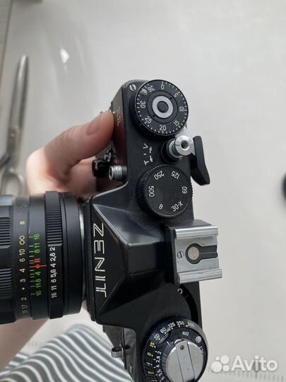 Пленочный фотоаппарат зенит