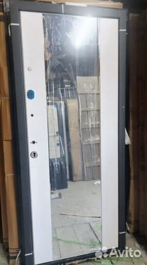 Дверь входная железная