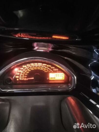 Suzuki boulevard m90