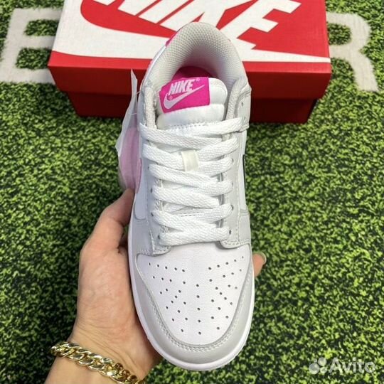 Nike dunk low 520 pack pink