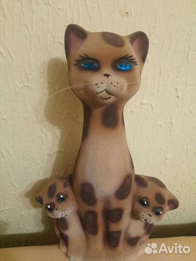 Копилка для денег кошка С котятами