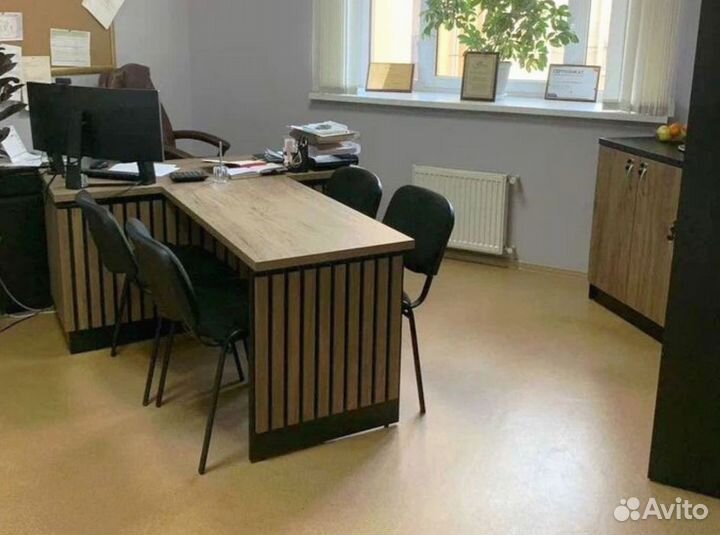 Стол в кабинет руководителя новый