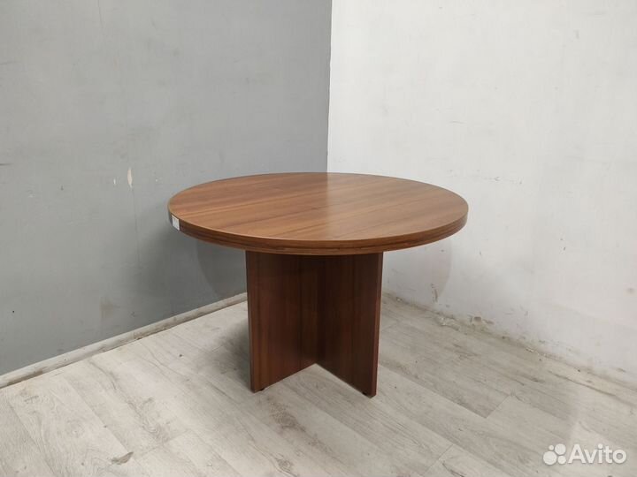 Стол переговоров круглый (45 мм) б/у 02043