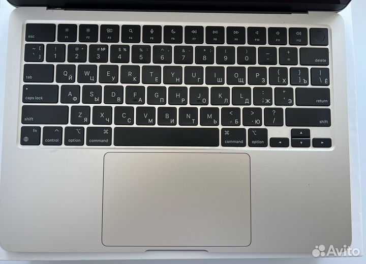 Apple MacBook Air 13 2022 16/512 Gb