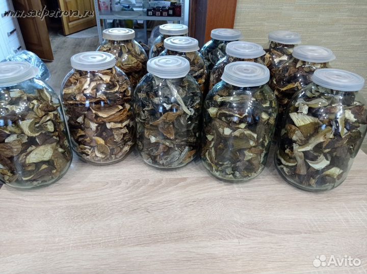 Грибы, варенье, соленья, компоты